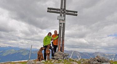 Gipfelsieg am Poludnig (1.999m) - wir freuen uns!