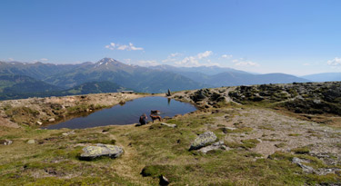 Schönes Panorama mit kleinem Bergsee zwischen 'Stana Mandl' und Granattor...