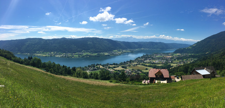 Fantastische Aussicht auf den Ossiacher See bei Golk