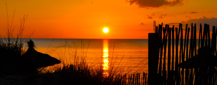 Wieder einmal ein traumhafter Sonnenuntergang wie fast jeden Tag auf der Insel! Man muss sich einfach nur die Zeit nehmen zum Geniessen!