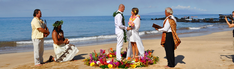 Unsere Traumlocation für unsere Hochzeit auf Maui Hawai'i - White Rock Beach von Makena...